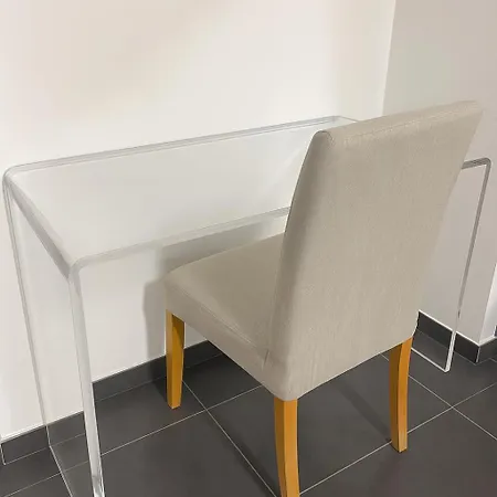 Les